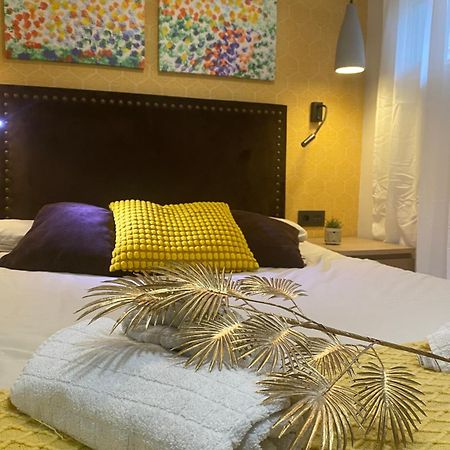 Studio, Cerca De El Rastro De Madrid Exteriér fotografie